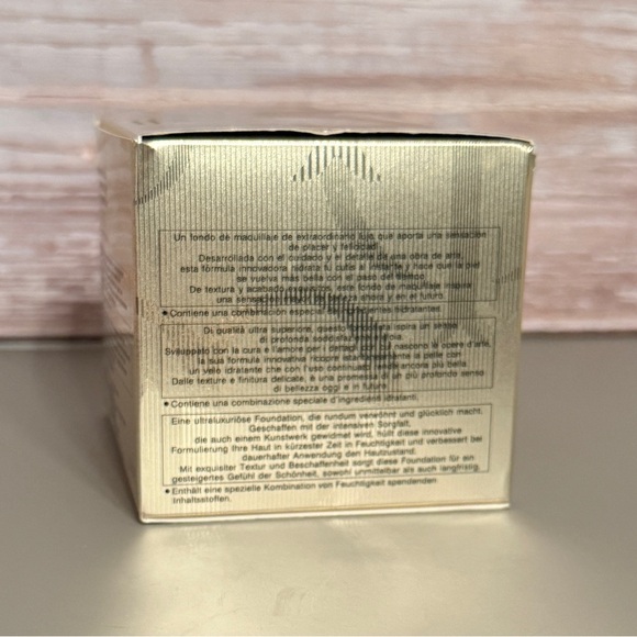 Cle de Peau Beaute The Foundation, Shade B10, SPF 22, NIB, Anti-Aging Makeup - Picture 6 of 11